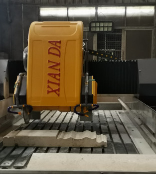 Máy cắt đá tuyến tính 3 trục 15kw