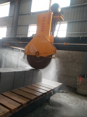 Máy cắt cưa cây cầu khối trung bình hiệu quả