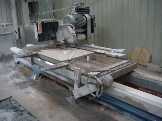 Máy cắt đá Granite và đá cẩm thạch chính xác cao