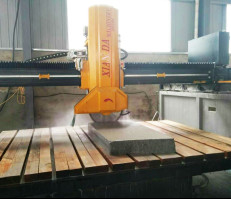 Chi tiết hồng ngoại cây cầu đá Slab máy cắt CNC