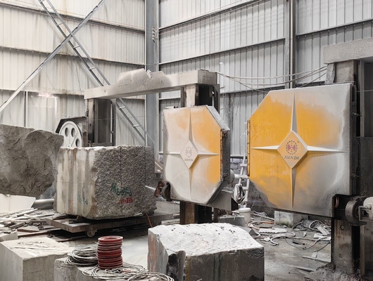 Đĩa kim cương trong chế biến tối đa Kích thước 2000 * 3000 * 1500mm Và trọng lượng tổng cộng 5500kg
