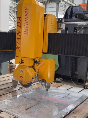 Chi tiết cao 4 trục cây cầu đá máy cắt slab cho tấm hình quạt và đặc biệt hình dạng cạnh hồ sơ