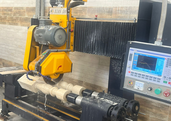 Máy cắt baluster hiệu quả cao CNC 2 PC cho Kingpost, Bức chắn đường