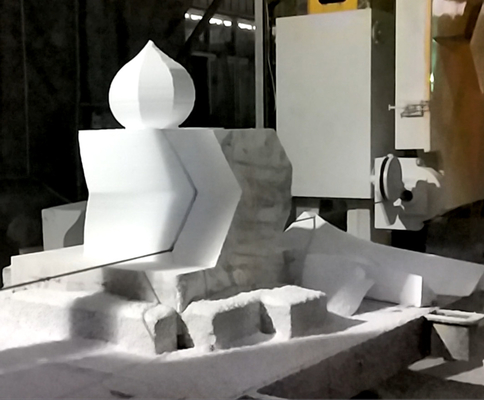 Máy cưa dây kim cương 5 trục CNC với bàn làm việc quay 360 ° cho hình dạng 3D