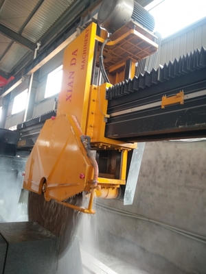 Trung khối đá cắt cầu máy cắt cưa với hiệu quả cao