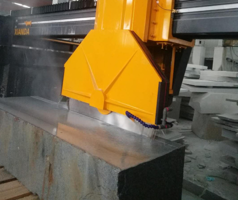Máy cắt khối trung tâm hoàn toàn tự động