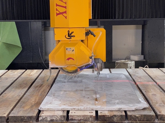 Máy cắt cầu 4 trục cho bàn và bồn rửa nước