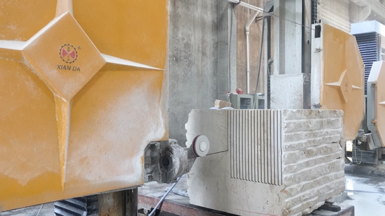 Máy cắt kim cương cao xử lý dây đá với dây cắt 16,7m