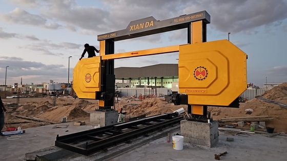 Máy CNC 4 trục có động cơ chính 11kw được chứng nhận CE để gia công nhanh và chính xác