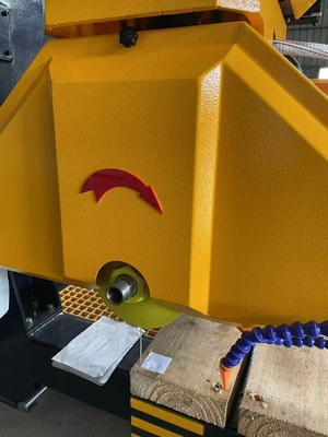 Xianda 5 trục Bridge Saw Cutting Machine cho Profiling