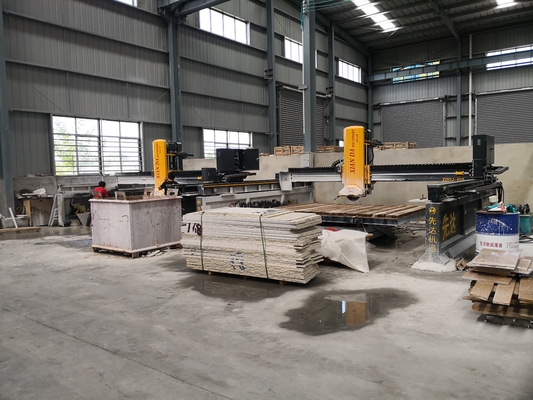 Máy cắt cầu hồng ngoại tốc độ cao để xử lý đá granit và đá cẩm thạch lớn