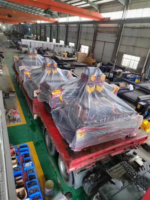 Máy khắc CNC 15m/min Tốc độ không khí được điều khiển bởi hệ thống CNC để khắc chính xác