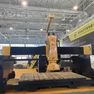 Tạo máy cắt cưa cầu 450/600 với các tính năng kiểm soát và an toàn CNC