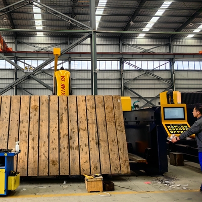 Máy cắt cưa cầu tự động với sức mạnh 18,5KW và trọng lượng tổng cộng 8000kg