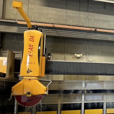 Máy chế biến đá 380V Máy cắt cưa cầu với đường kính lưỡi cắt 350-600mm