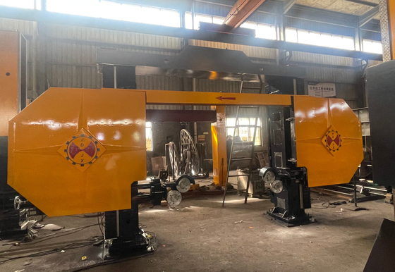 Máy cắt dây kim cương CNC nhỏ gọn 360 ° Trục xoay để cắt vật liệu chính xác