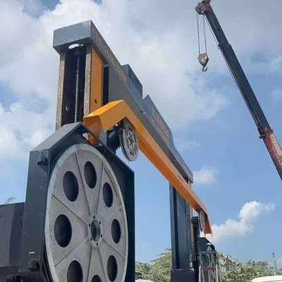 Máy cắt dây kim cương cao độ chính xác với độ xoay 360 °