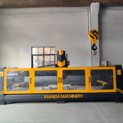 Trung tâm máy CMC tiên tiến với bộ thay đổi công cụ tự động
