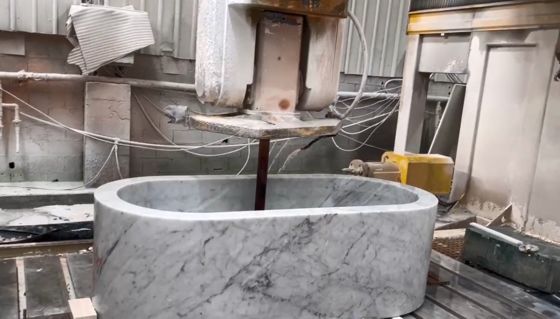 Máy cắt cầu cưa CNC Router 5 trục với điều khiển đồng thời 5 trục, trục chính BT40 20 kW và thiết kế bàn lai