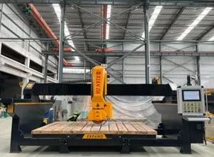 Tự động thông minh Monoblock 5 trục CNC Bridge Saw Cutting Machine cho Granite Marble Quartz với 3400 * 2000 * 180mm Max Processing Size 15kw Motor 380V Power