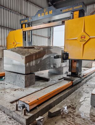 Máy cưa dây kim cương hạng nặng có bàn di chuyển với kích thước xử lý tối đa 3500*3500*2200mm và điều khiển CNC/PLC để cắt đá có độ chính xác cao