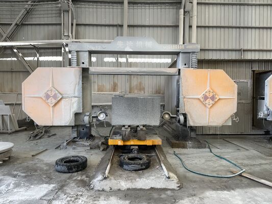 Máy cưa dây kim cương CNC 4 trục nhỏ gọn để tạo hồ sơ đá granit đá cẩm thạch - Máy cắt đá nhỏ có chứng chỉ CE