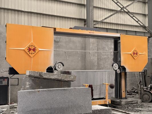 Máy cưa dây kim cương điều khiển PLC cho đá Granite Marble với kích thước xử lý tối đa 3500x3500x1800mm và động cơ chính 15KW