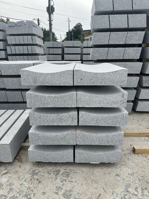 Máy cưa dây kim cương CNC dọc với xoay 360° để cắt đá granite, đá cẩm thạch theo đường cong | Công suất động cơ 7,5-15 kW & Tải trọng bàn làm việc 3+3 tấn