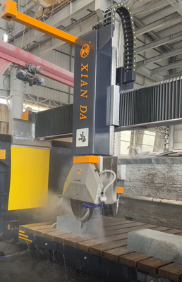 Máy cưa CNC cầu 5 trục với khả năng xoay lưỡi 360° và kích thước gia công 3200x2000mm cho ngành chế tác đá