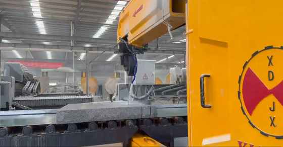 Máy cưa dây kim cương CNC dọc với xoay hoàn toàn 0-360 ° trục A, động cơ chính từ vĩnh viễn và tốc độ dây điều chỉnh cao 20-40m / s
