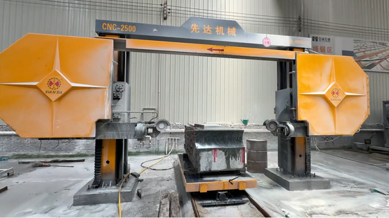 Máy cưa dây kim cương CNC bốn trục với kích thước xử lý tối đa 2500 * 3000 * 1500mm và máy giảm độ chính xác cao & động cơ servo