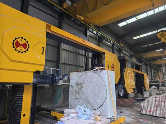 Máy cưa dây kim cương CNC với 11KW Spindle và máy giảm độ chính xác cao & Servo Motor cho 2500 * 3000 * 1500mm cắt đá