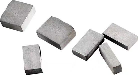 Khuôn thiêu kết Mảnh kim cương 2700mm cho đá sa thạch